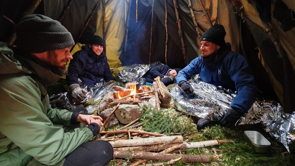 Överlevnadskurs Survival course BAS sweden